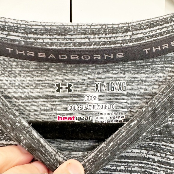 UNDER ARMOUR | Black/White Tee Size XL - Picture 3 of 4